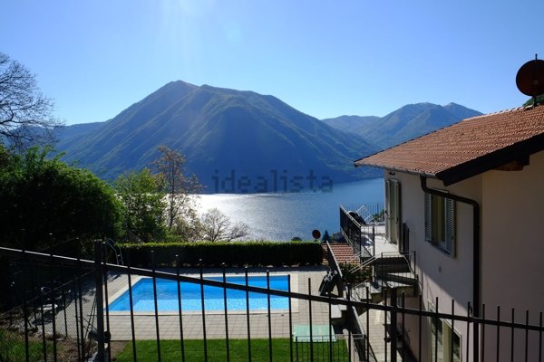 casa indipendente in vendita a Dizzasco