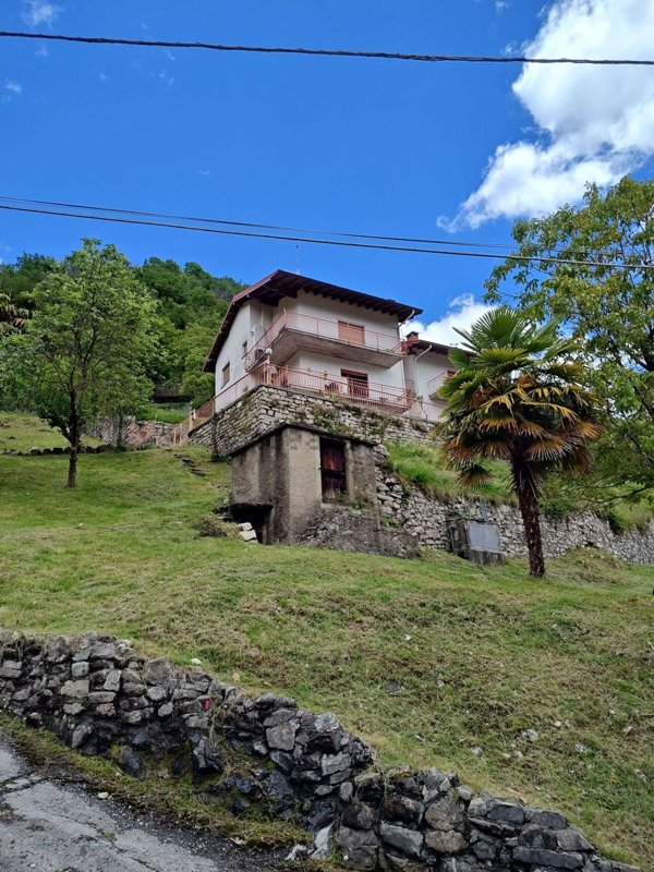 appartamento in vendita a Dizzasco