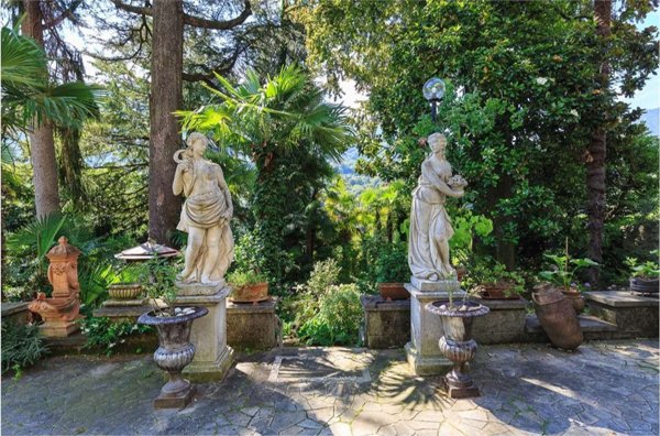 casa indipendente in vendita a Dizzasco