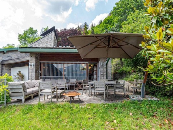 casa indipendente in vendita a Dizzasco