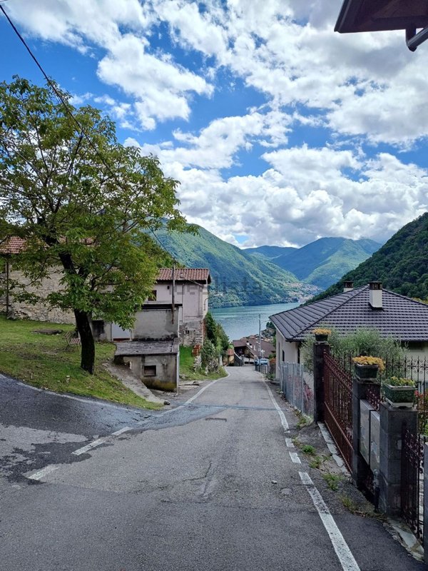 appartamento in vendita a Dizzasco