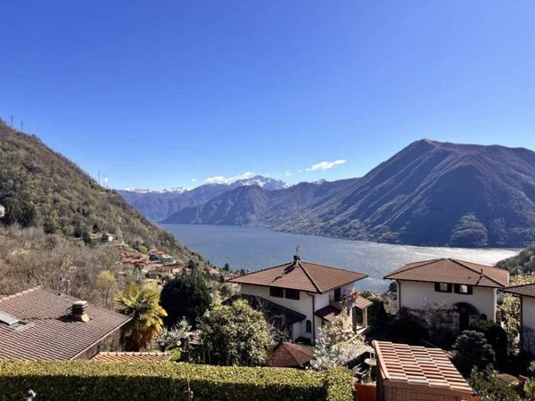 casa indipendente in vendita a Dizzasco