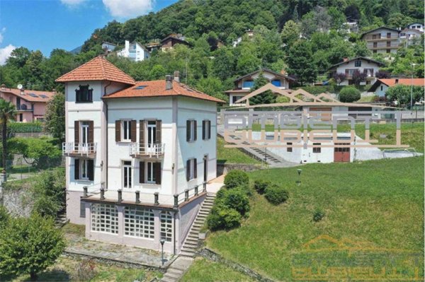 casa indipendente in vendita a Dizzasco