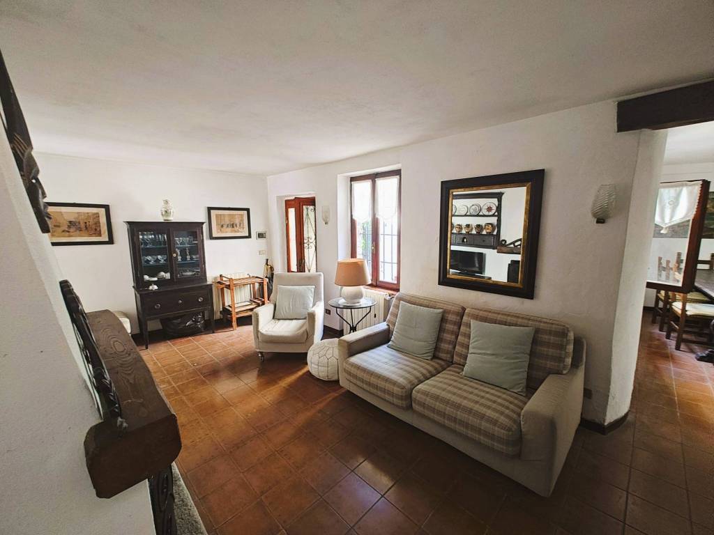 casa indipendente in vendita a Dizzasco