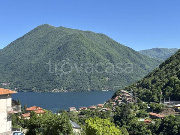 casa indipendente in vendita a Dizzasco