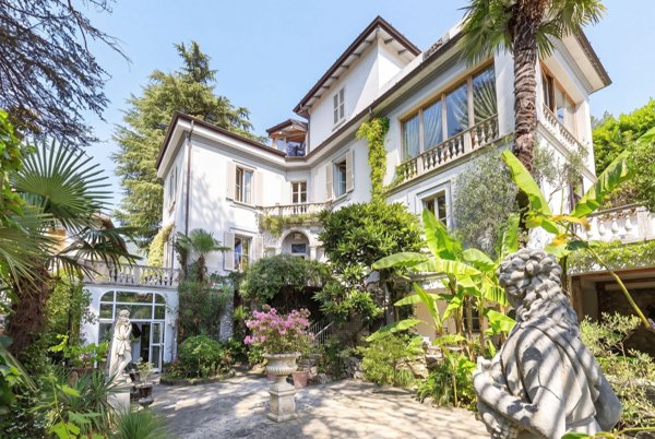 casa indipendente in vendita a Dizzasco