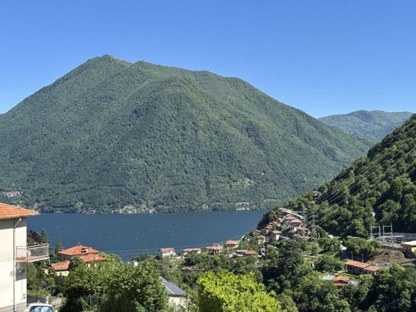casa indipendente in vendita a Dizzasco