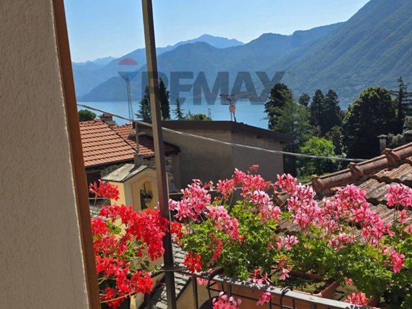 casa indipendente in vendita a Dizzasco
