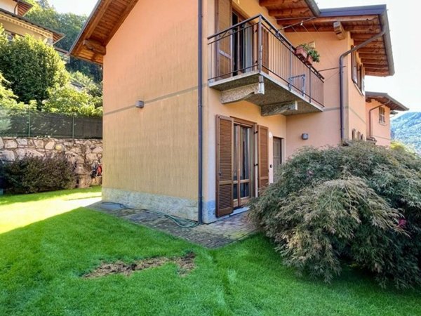 casa indipendente in vendita a Dizzasco