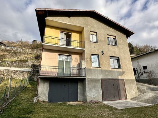 appartamento in vendita a Domaso