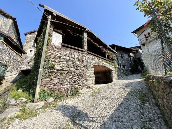 quadrivano in vendita a Domaso in zona Gaggio