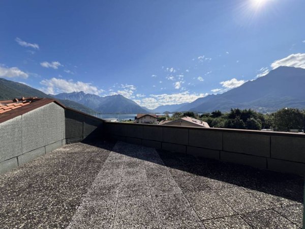 appartamento in vendita a Domaso