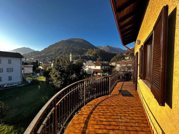 appartamento in vendita a Domaso
