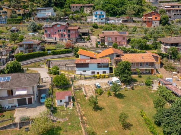 casa indipendente in vendita a Domaso