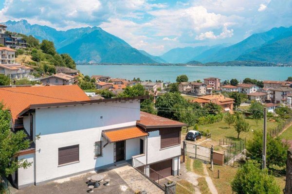 casa indipendente in vendita a Domaso