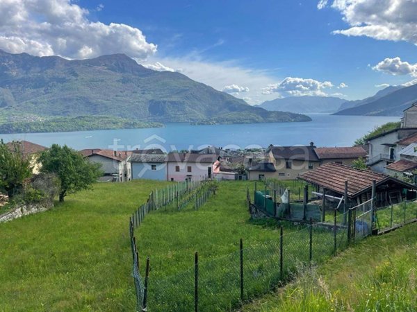 appartamento in vendita a Domaso