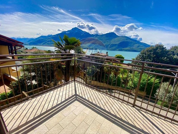 appartamento in vendita a Domaso