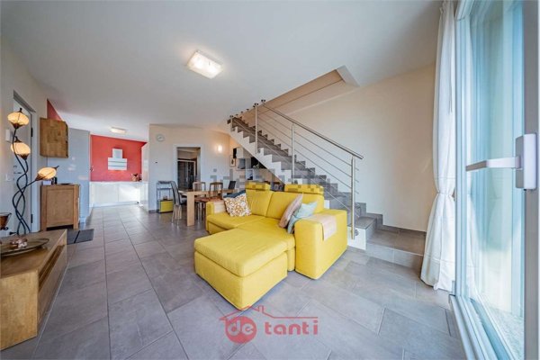 appartamento in vendita a Domaso