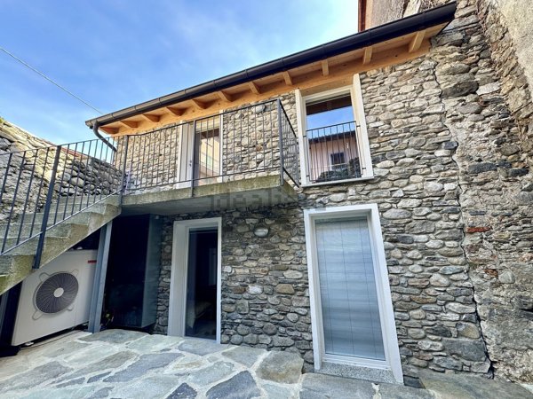 appartamento in vendita a Domaso