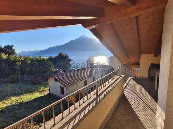 appartamento in vendita a Domaso