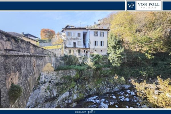 casa indipendente in vendita a Domaso