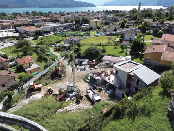 appartamento in vendita a Domaso