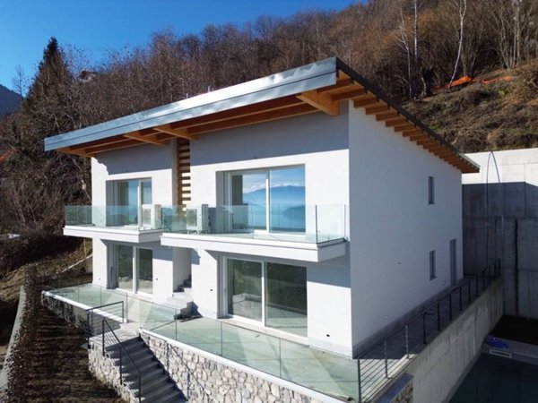 appartamento in vendita a Domaso