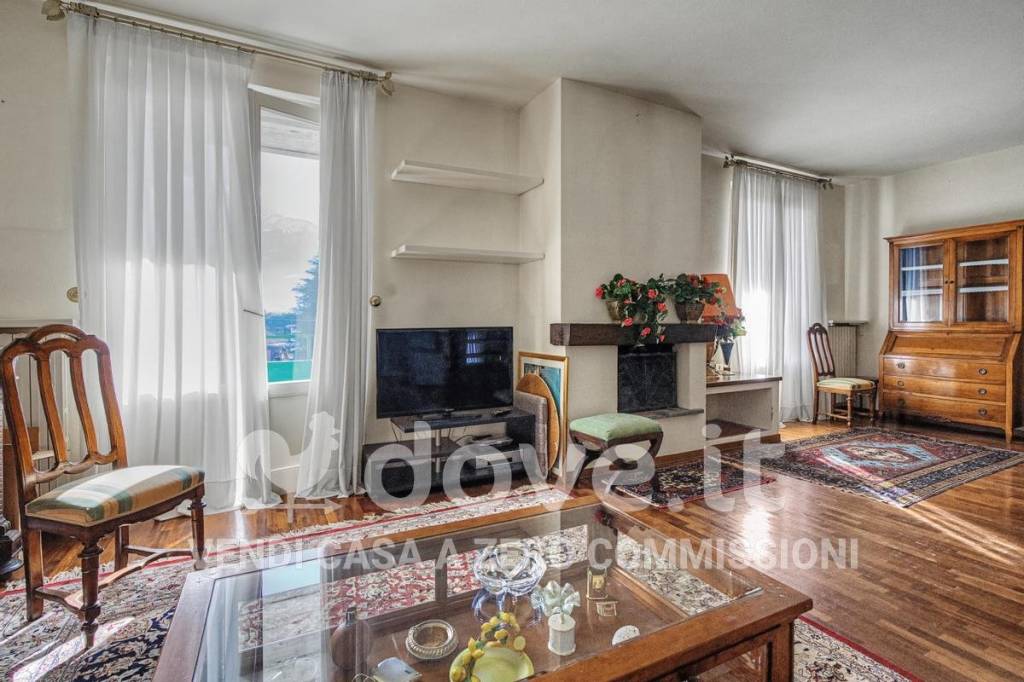 appartamento in vendita a Domaso