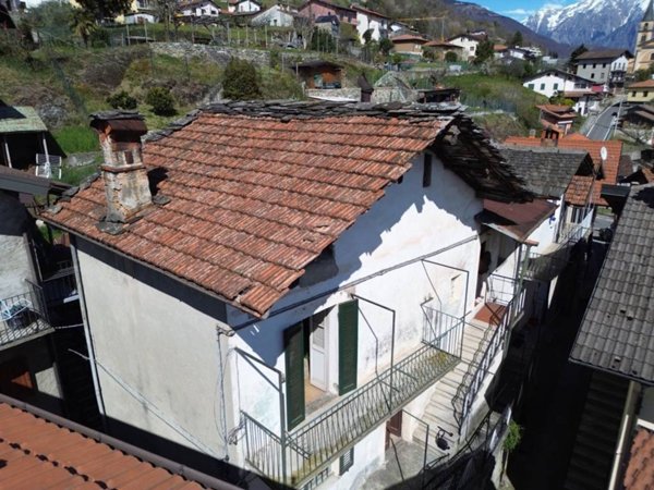 casa indipendente in vendita a Domaso
