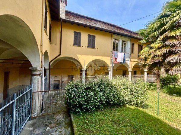 appartamento in vendita a Domaso