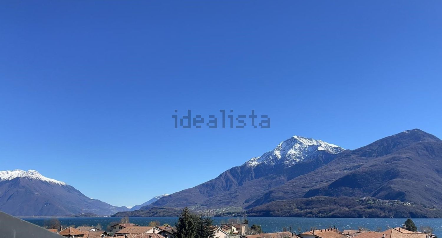 appartamento in vendita a Dongo