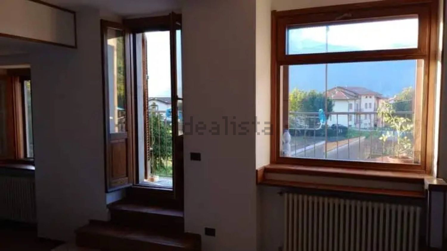 appartamento in vendita a Dongo
