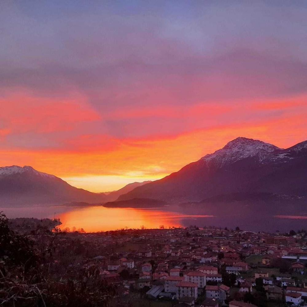 appartamento in vendita a Dongo