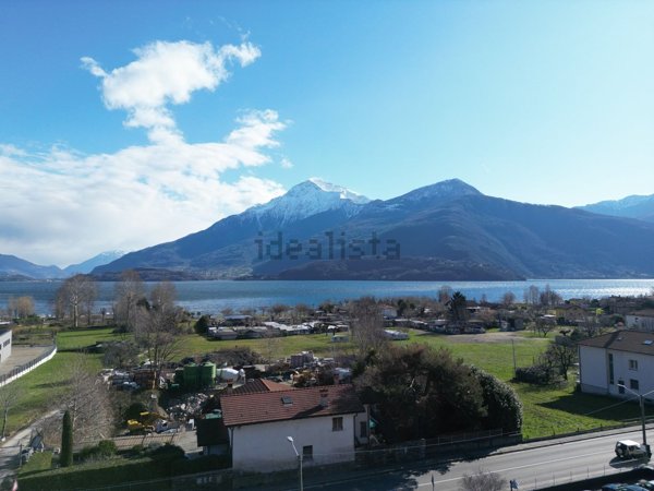 appartamento in vendita a Dongo