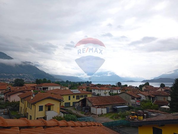 appartamento in vendita a Dongo