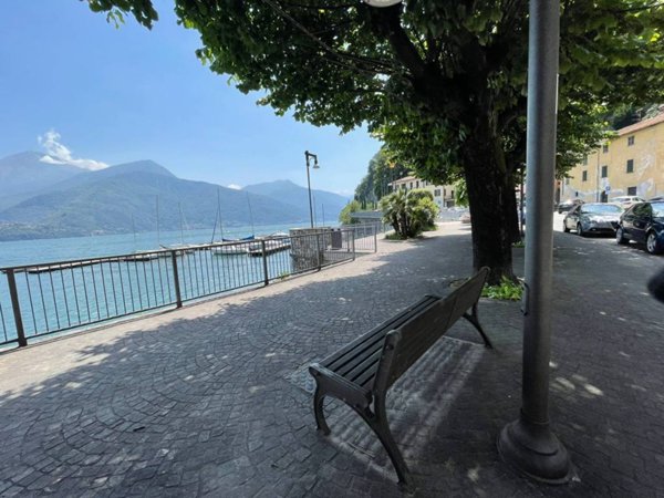 appartamento in vendita a Dongo