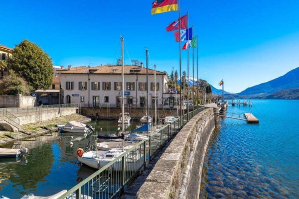 appartamento in vendita a Dongo