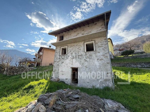 casa indipendente in vendita a Dosso del Liro
