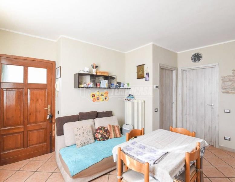 appartamento in vendita ad Erba