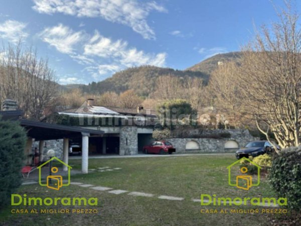 appartamento in vendita ad Erba