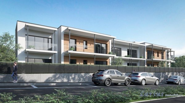 appartamento in vendita ad Erba