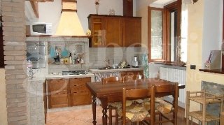 appartamento in vendita ad Erba