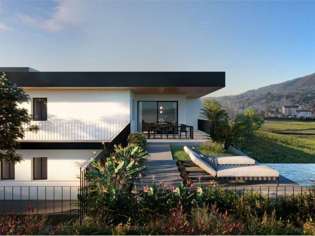 appartamento in vendita ad Erba