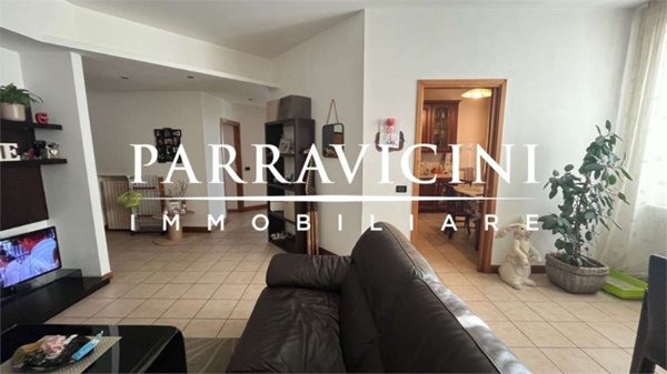 appartamento in vendita ad Erba