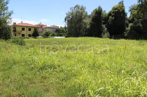 terreno agricolo in vendita ad Erba