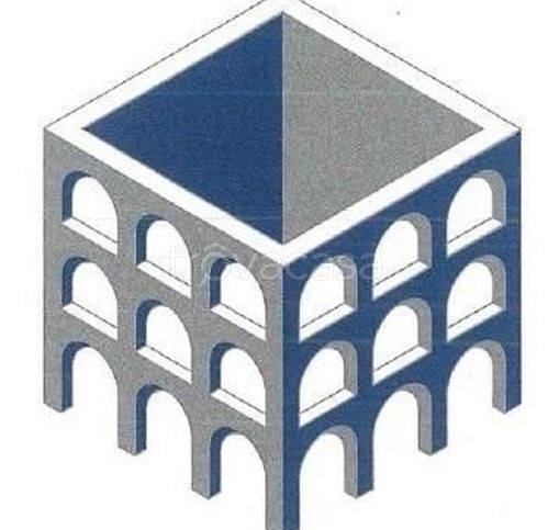 casa indipendente in vendita ad Erba