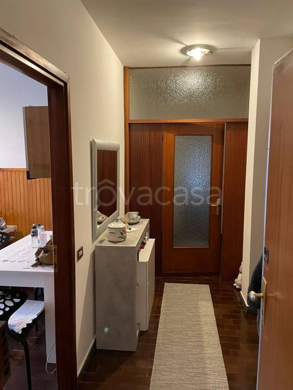 appartamento in vendita ad Erba