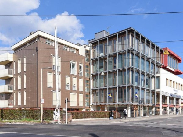 appartamento in vendita ad Erba