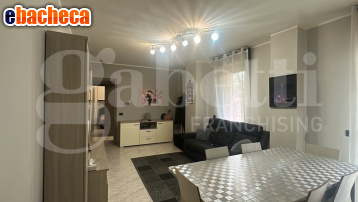 appartamento in vendita ad Erba