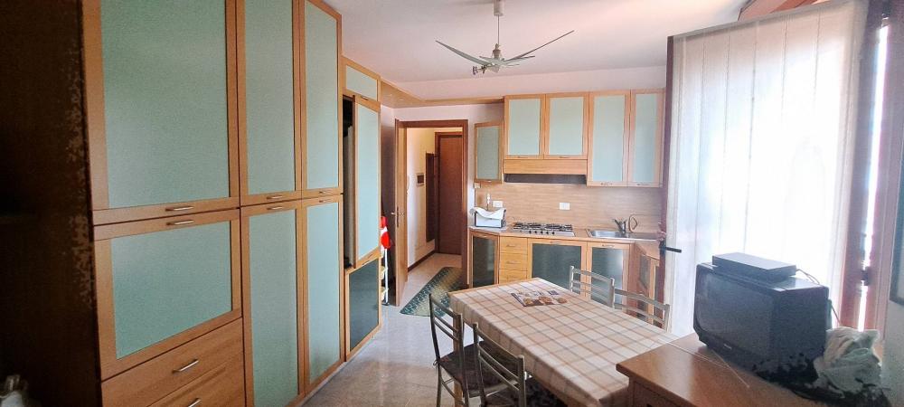 appartamento in vendita ad Erba